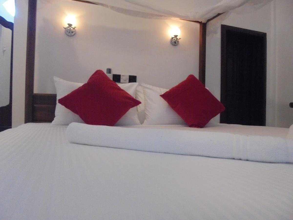 Surf Bay Resort Arugam Bay Exterior foto